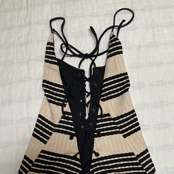 Tavik - Monahan One Piece Knit Stripe size M - Picture 9 of 9